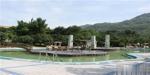 新天地温泉浴场