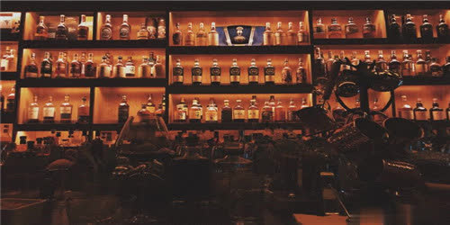 MOTOWN BAR 摩城酒吧