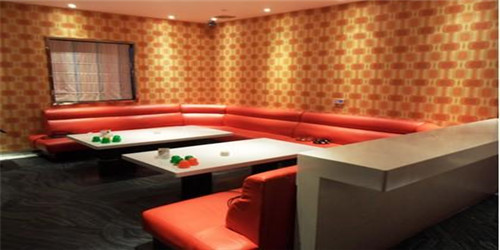 宝通豪门夜总会